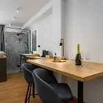 Exclusive Porto بيت ضيافة