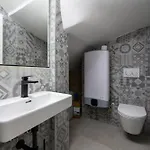 Exclusive Porto بيت ضيافة 3*