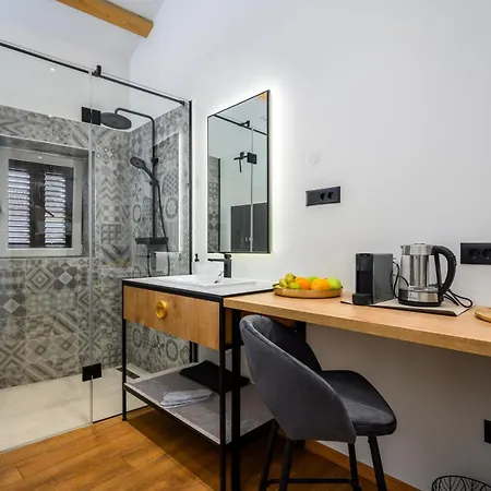 Affittacamere Exclusive Porto 3*